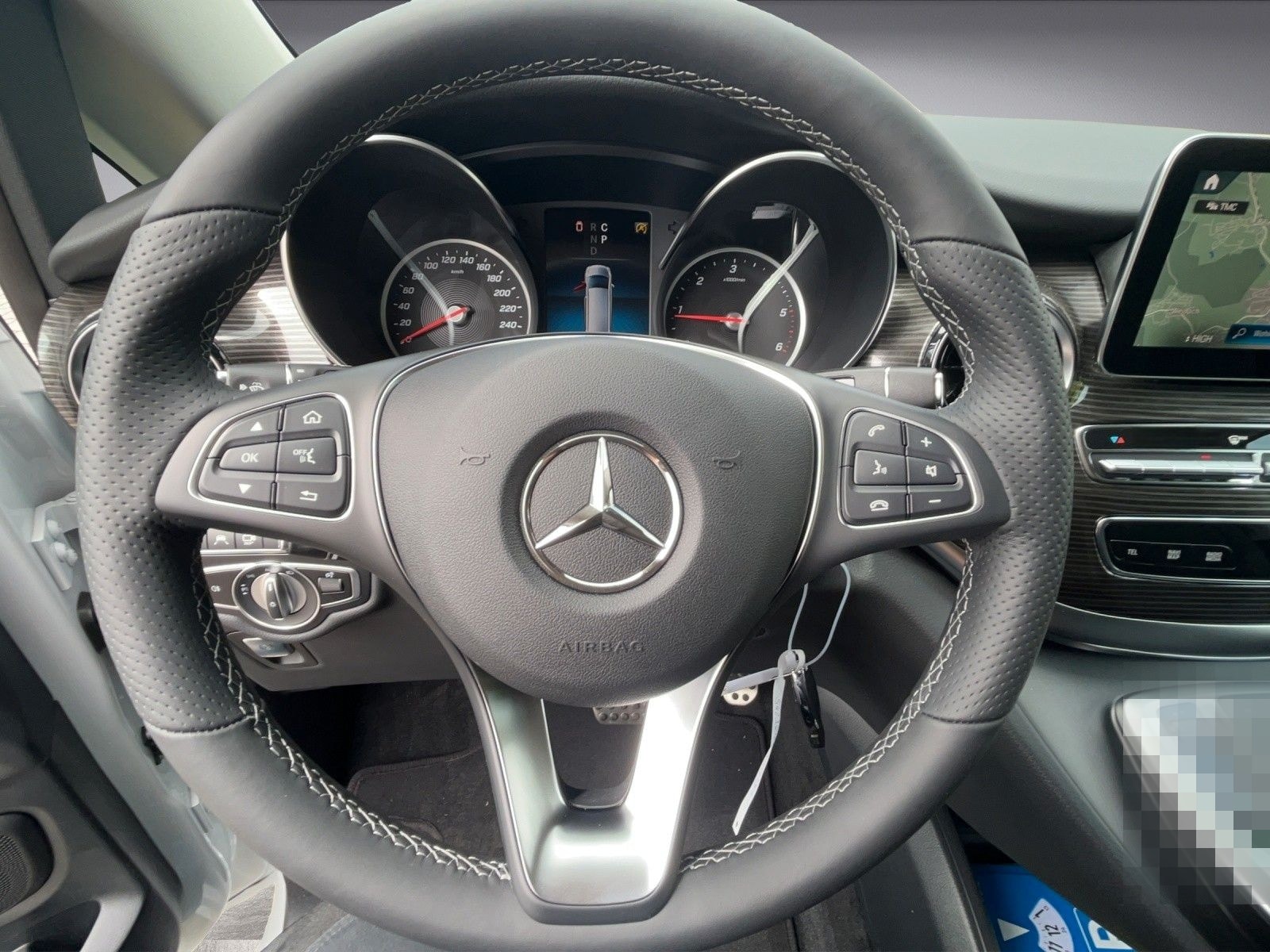Mercedes-Benz V 300 d 4M EXTRALANG*AHK*360°*BURMESTER*DISTRONI foto 6