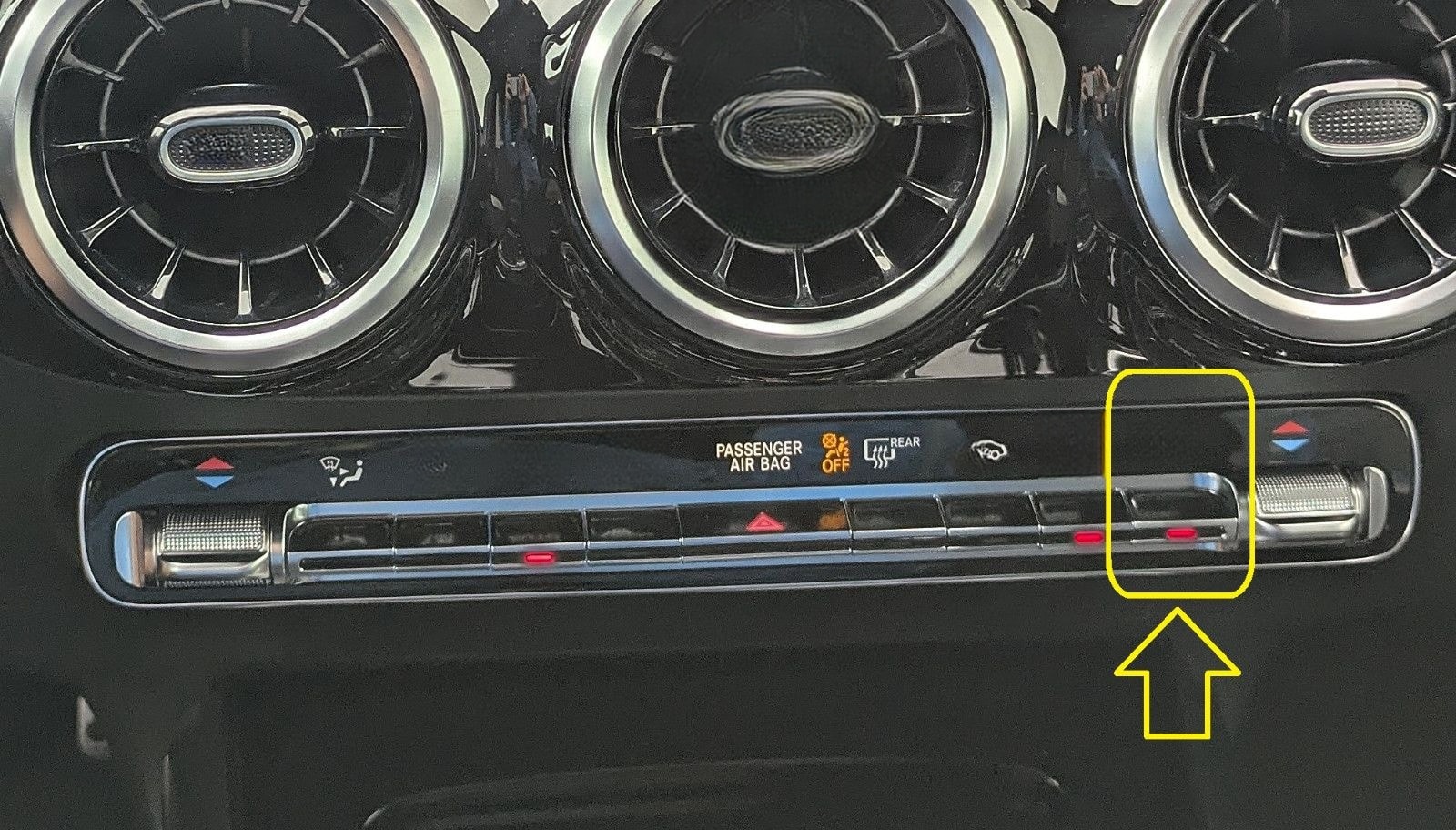 Mercedes-Benz B 180 d AMG PDC Kamera Alcantara foto 12