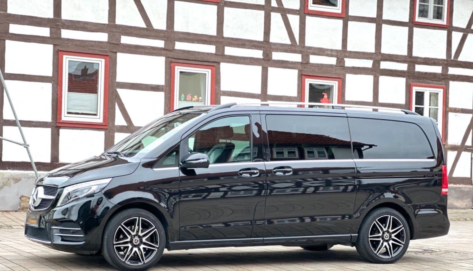 Mercedes-Benz V 300 d Lang AMG. 7 Sitze Automatik Avantgarde foto 14