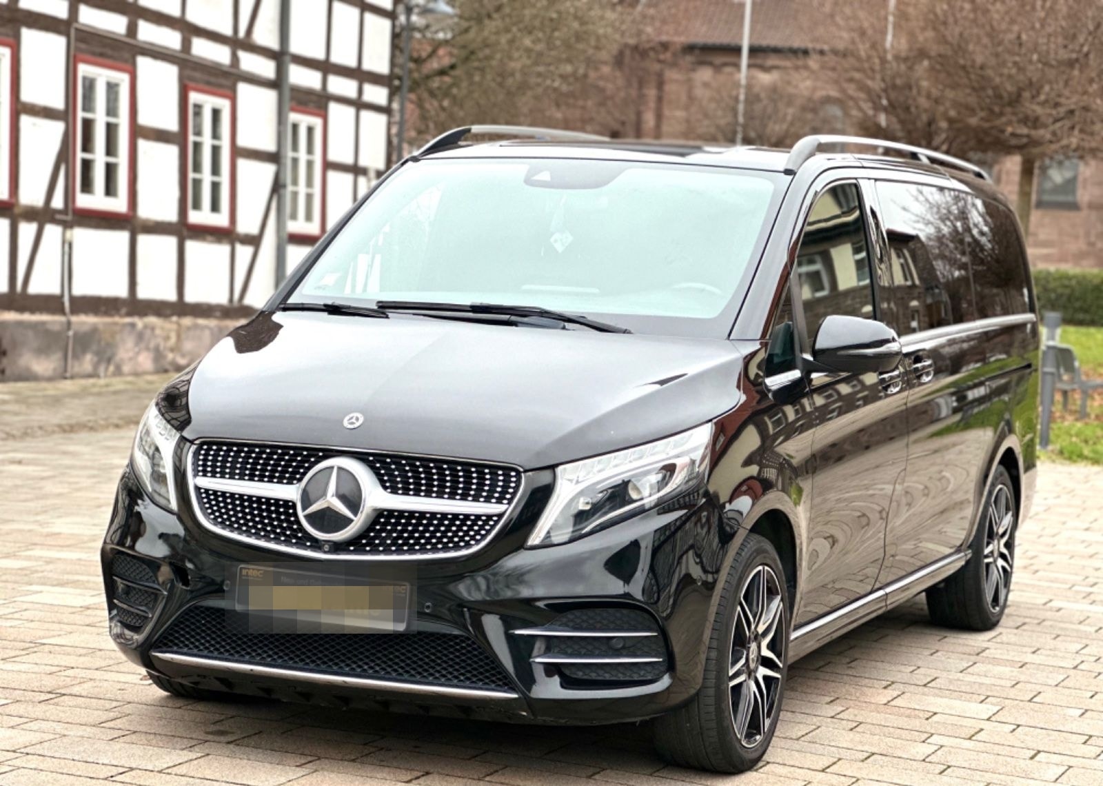 Mercedes-Benz V 300 d Lang AMG. 7 Sitze Automatik Avantgarde foto 4