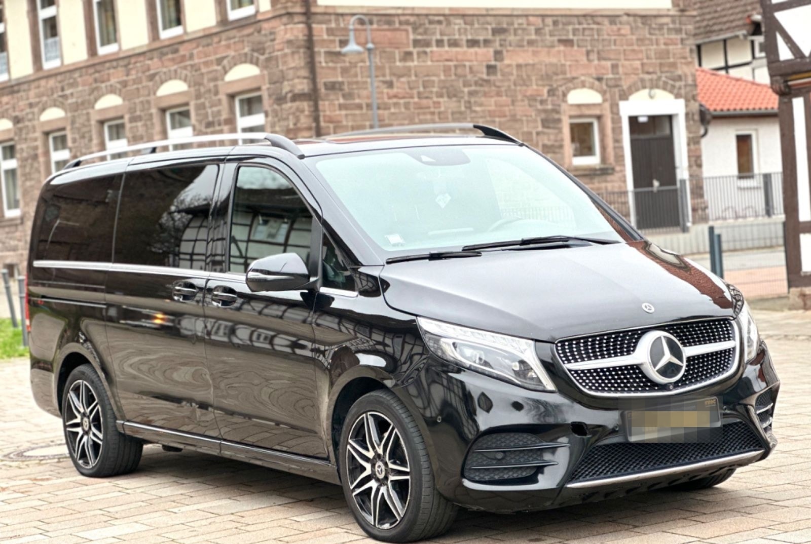 Mercedes-Benz V 300 d Lang AMG. 7 Sitze Automatik Avantgarde foto 6