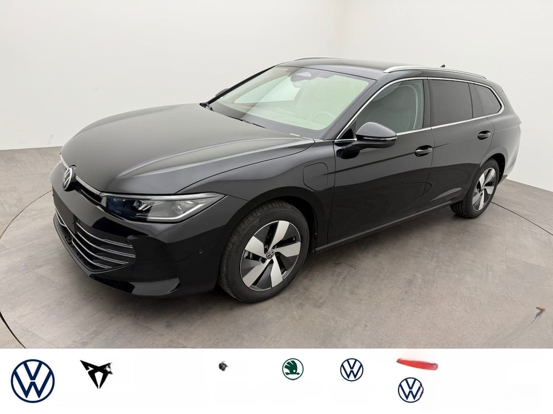 Volkswagen Passat Variant PA 1.5 eHybrid DSG 2024