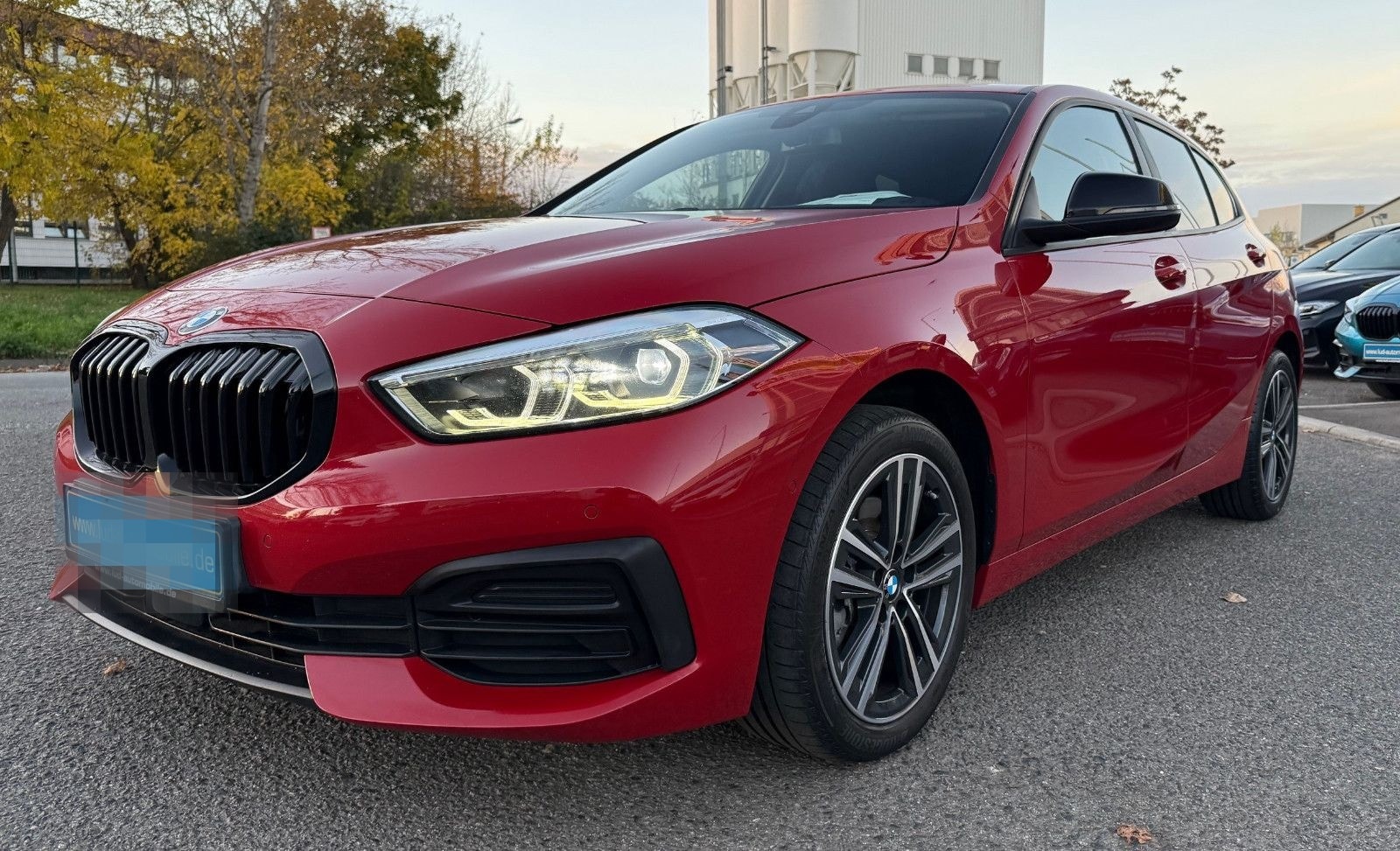 BMW 118 i LED, Rückfahrkamera,CarPlay,Rot METALLI foto 1