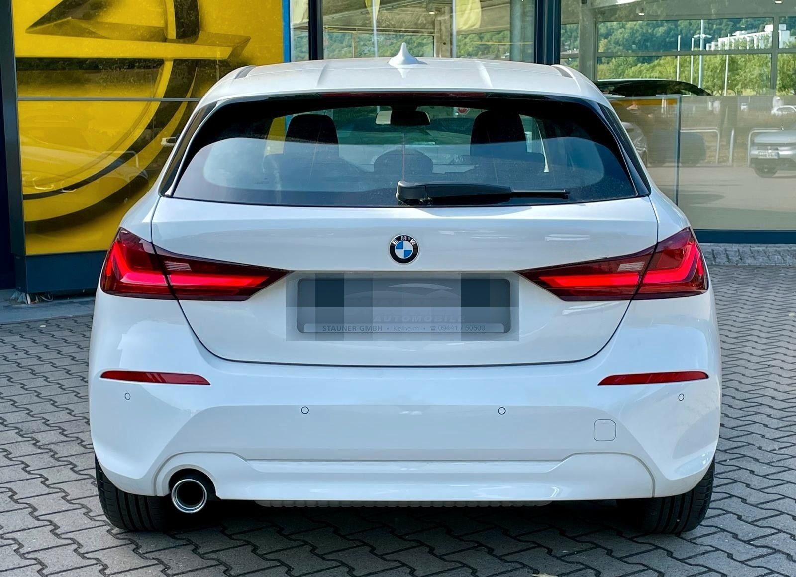 BMW 116i Advantage *SHZ*LHZ*NAVIGATION*CARPLAY* foto 6