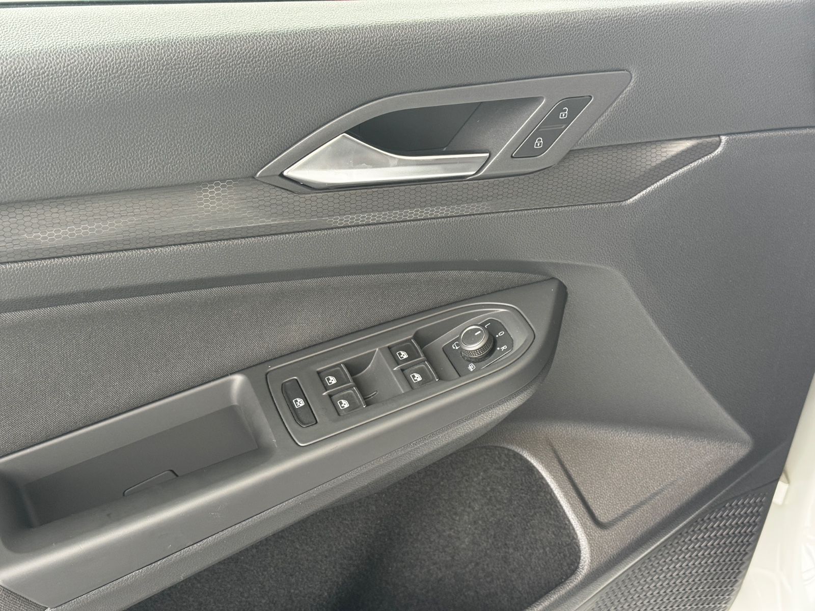 Volkswagen Golf VIII Lim GTI Clubsport 2.0 TSI"Matrix/Pano" foto 10