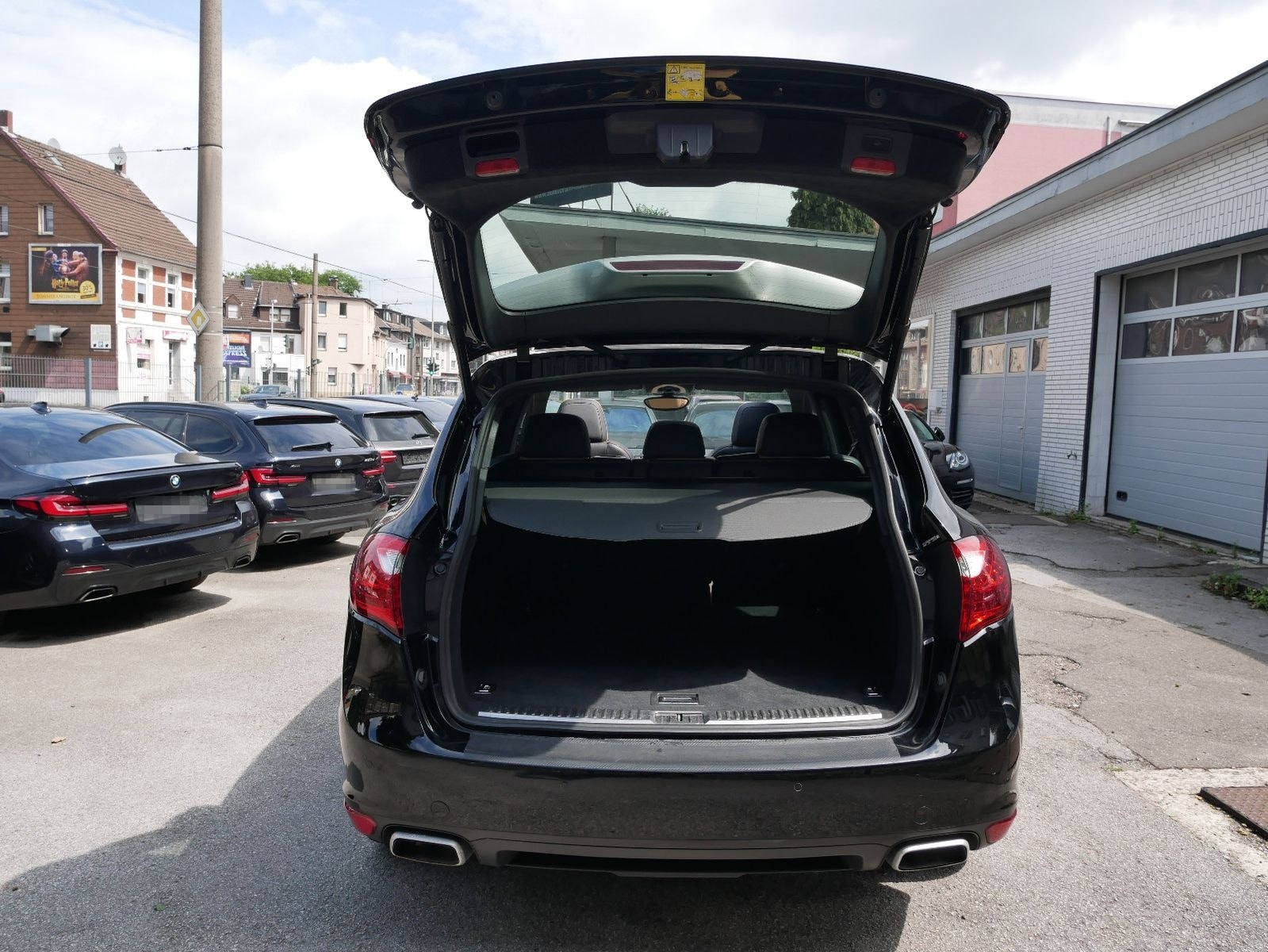 Porsche Cayenne Diesel Platinum Edition PDLS Pano Luftfe foto 14