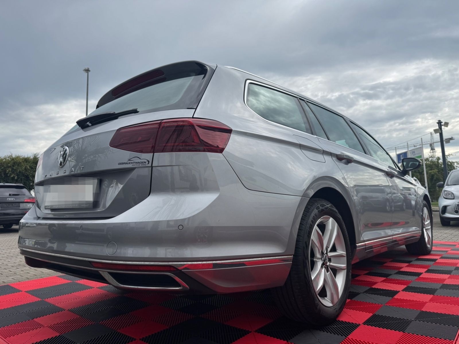 Volkswagen Passat 2,0 TDI Variant Elegance*IQ.Light*Kamera* foto 7