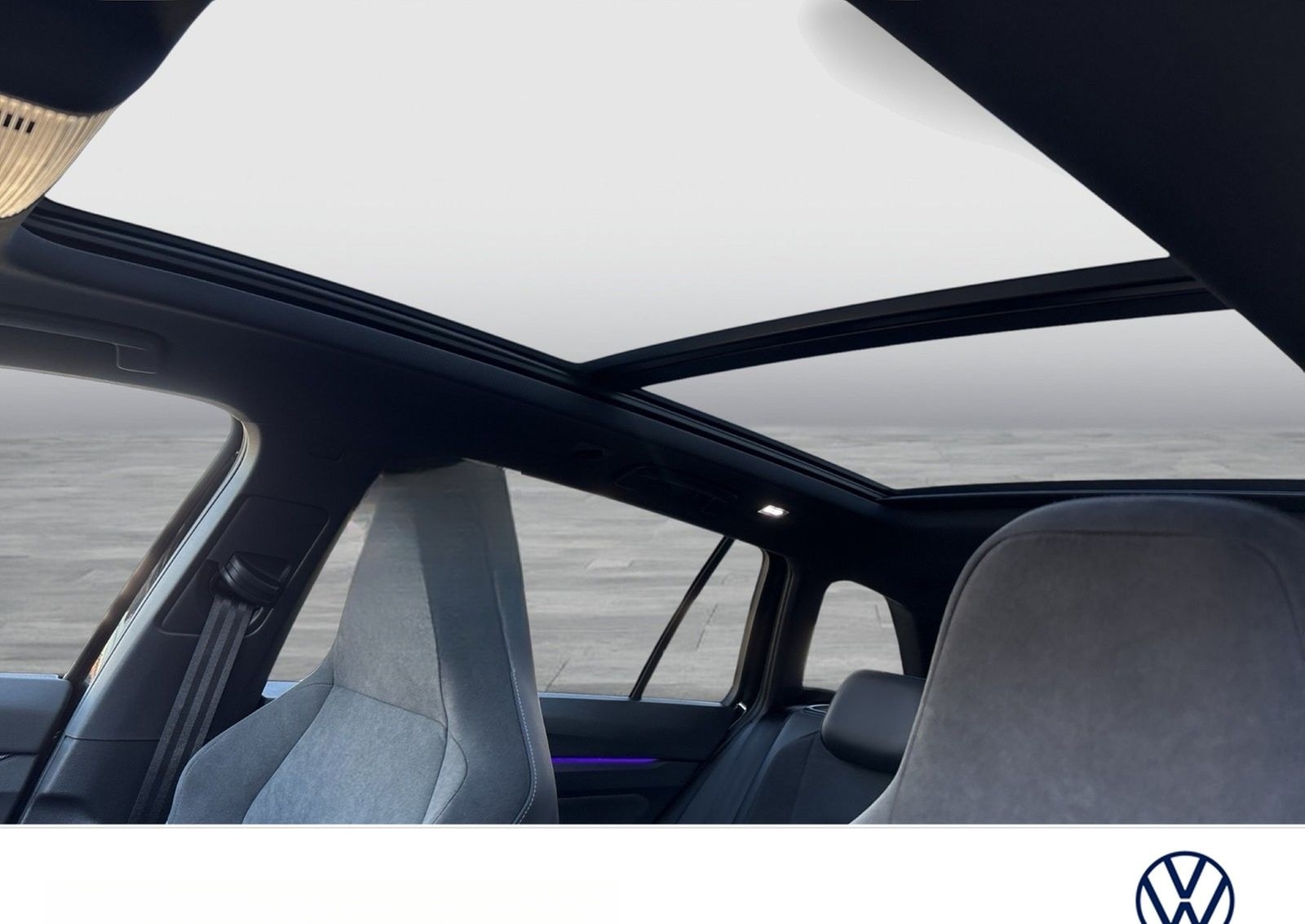 Volkswagen Golf Variant VIII 2.0 R-LINE BLACKSTYLE PANO CAM foto 19