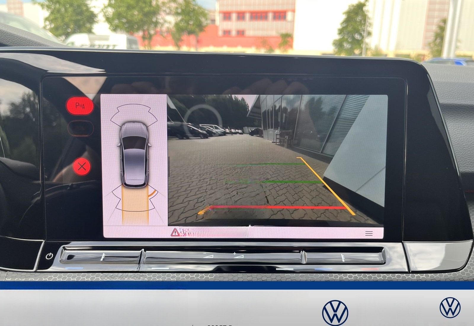 Volkswagen Golf VIII Lim. GTI 2.0 TSI foto 13