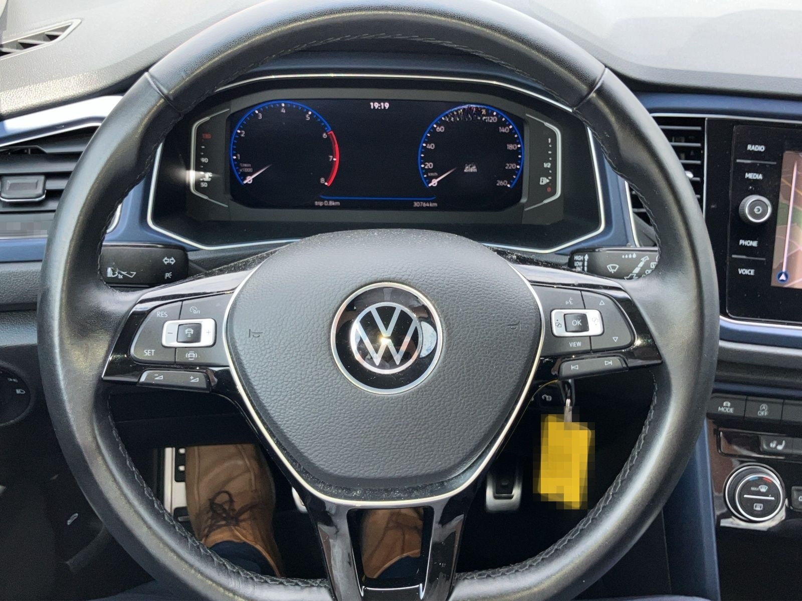 Volkswagen T-Roc TSI United LED Navi AID ACC Park-Assist SH foto 17