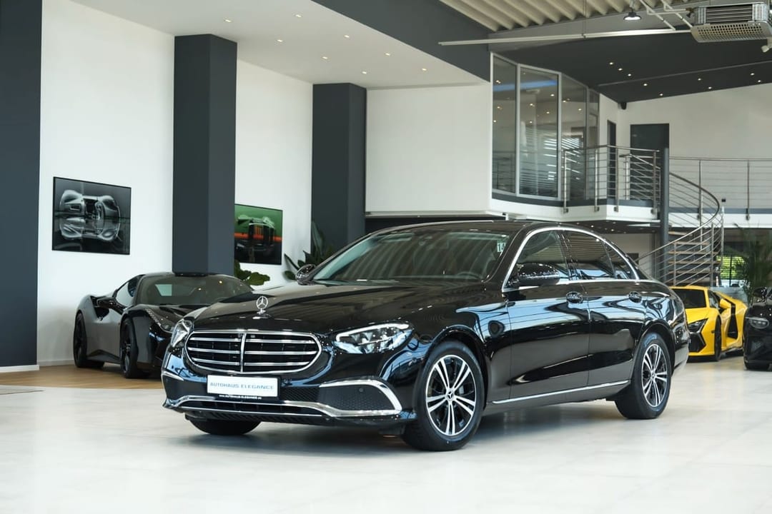 Mercedes-Benz E 300 Lim. Exclusive 2021