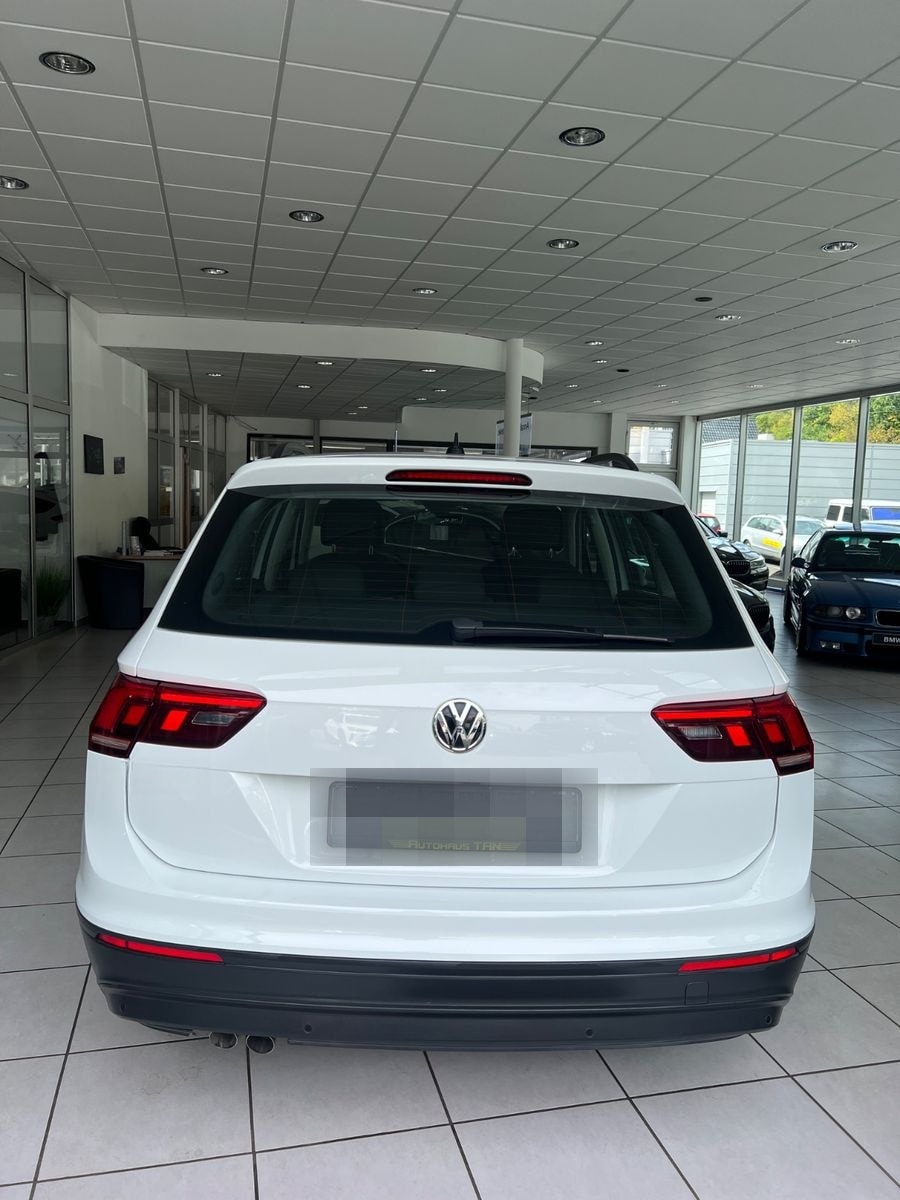 Volkswagen Tiguan Comfortline 2.0TDI *DIGITALTACHO*LED*360° foto 6
