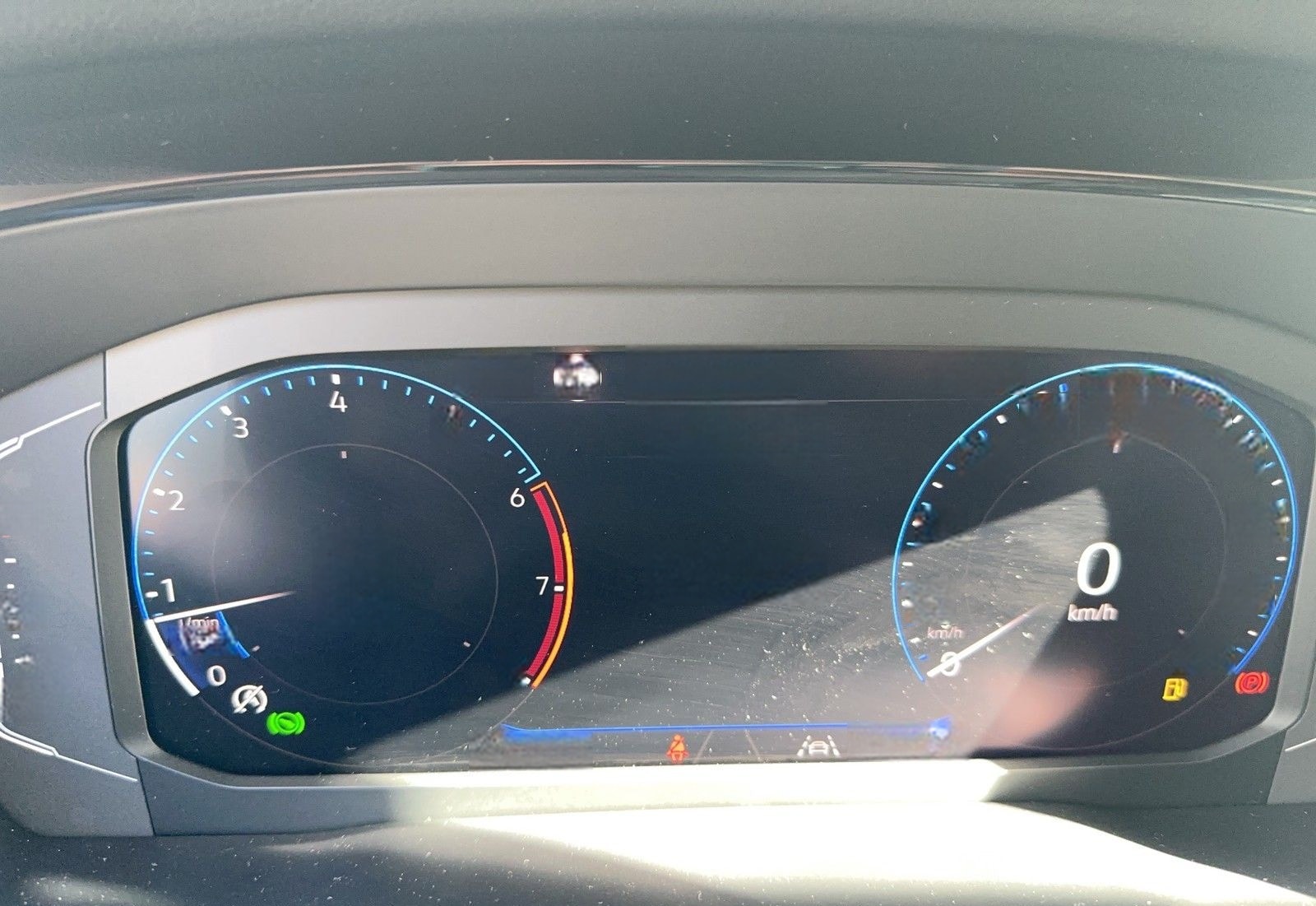 Volkswagen Touran Highline AHK,NAV,WR,KAM,ACC foto 16