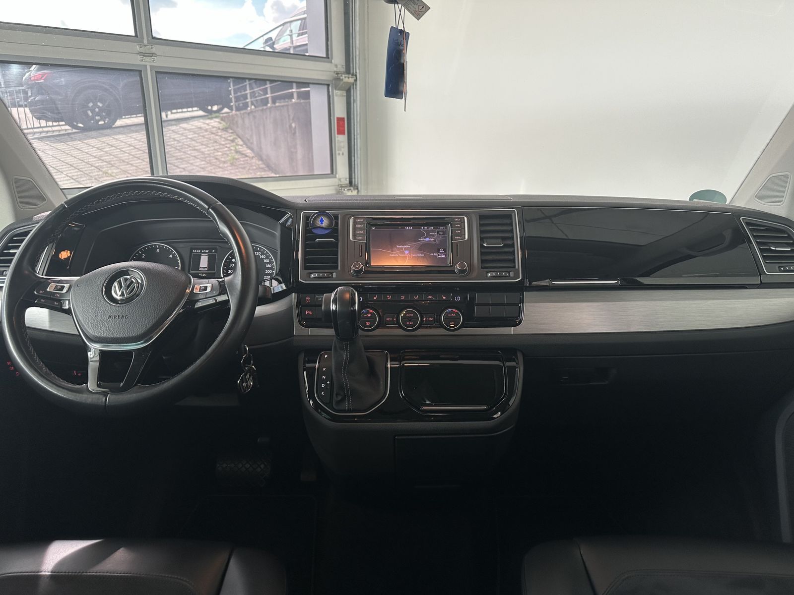 Volkswagen T6 Multivan |AHK|S-DACH|KAM|ACC|LED|DSG foto 10