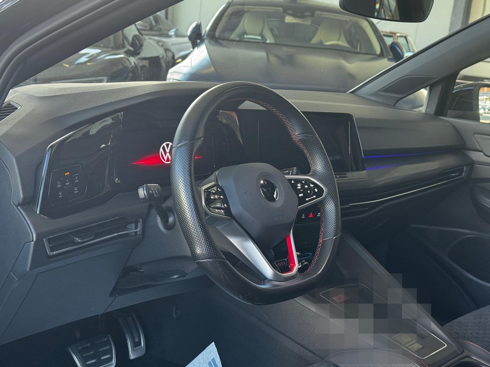 Volkswagen Golf VIII Lim. GTI Clubsport 2.0 TSI "LED/Pano" foto 8