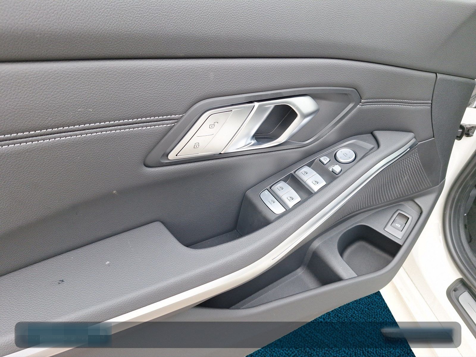 BMW 318d Touring Head-Up+AHK+Navi+ACC+SHZ+KeyGO+HiFi foto 17