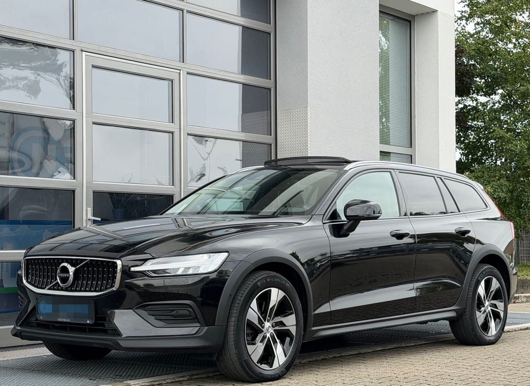 Volvo V60 CROSS COUNTRY B4 D AWD 2021
