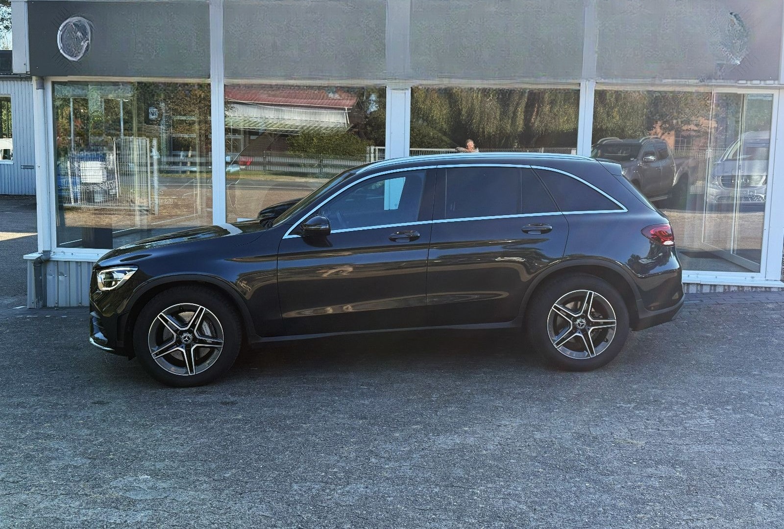 Mercedes-Benz GLC 200 4Matic+AMG LINE+LED+KAMERA+KEYLESS GO+ foto 3
