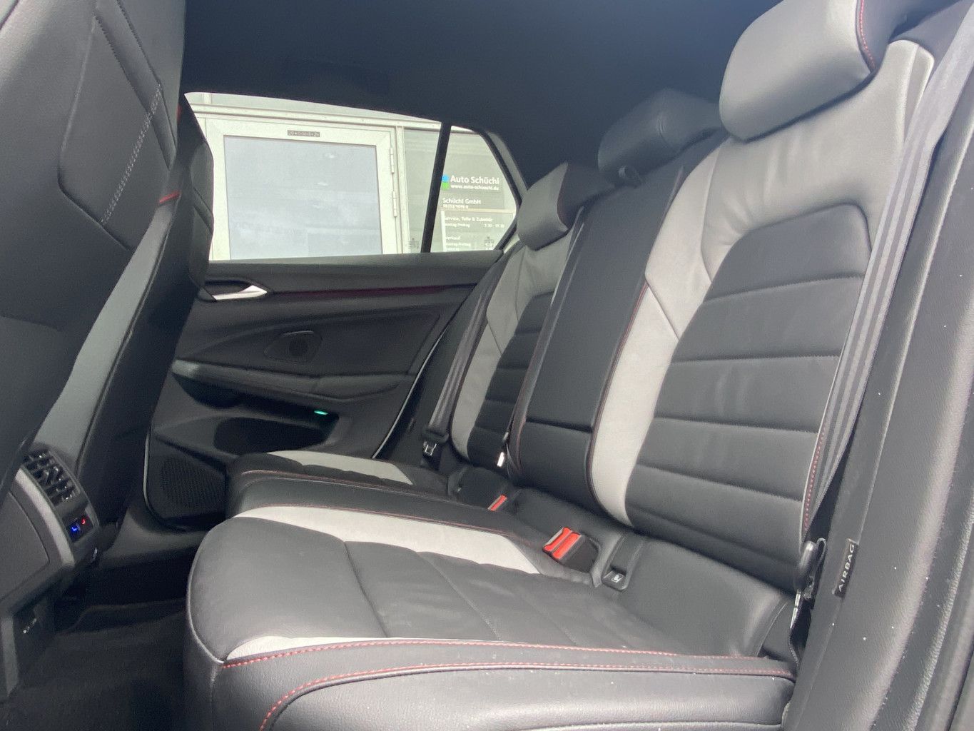 Volkswagen Golf GTI CLUBSPORT 2.0 TSI AKRAPOVIC+DSG GTI-PER foto 11