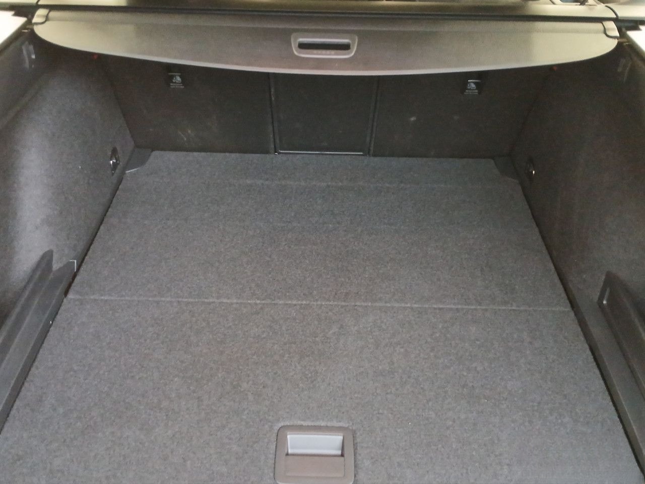 Volkswagen Passat Variant Business 2.0TDI DSG Navi LED SHZ foto 6