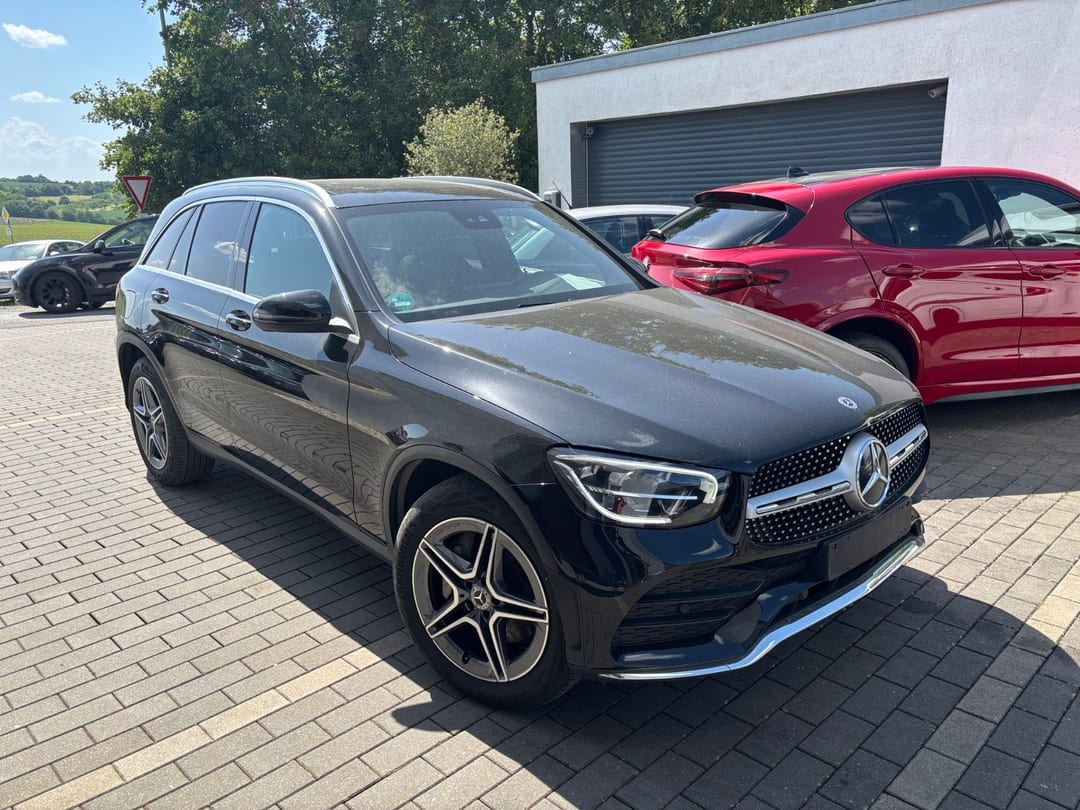 Mercedes-Benz GLC 300 d 4Matic AMG 2022