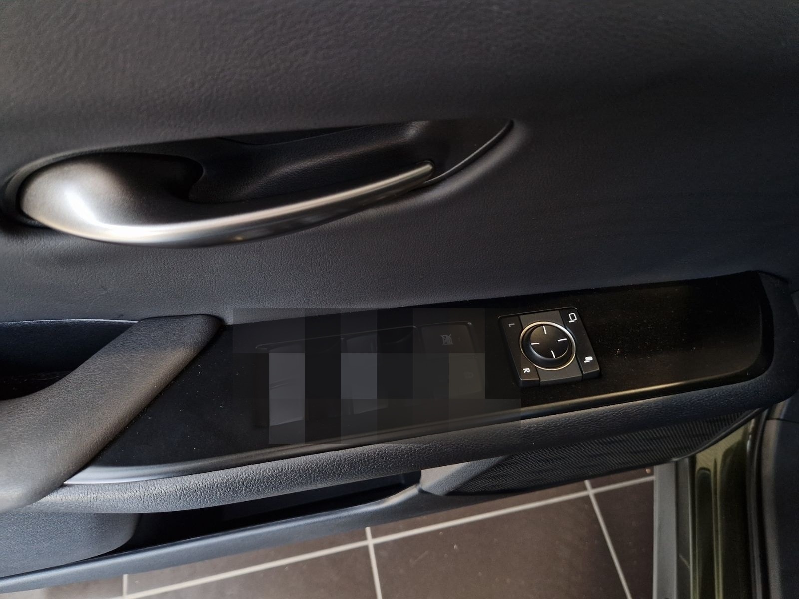 Lexus UX 250 h Style LED ALU foto 11