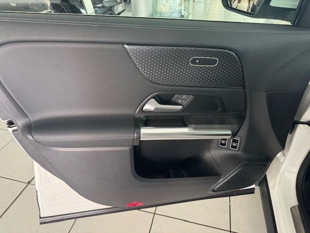 Mercedes-Benz GLA 250 e Progressive Line 11Kw Laden Winter Kam foto 10