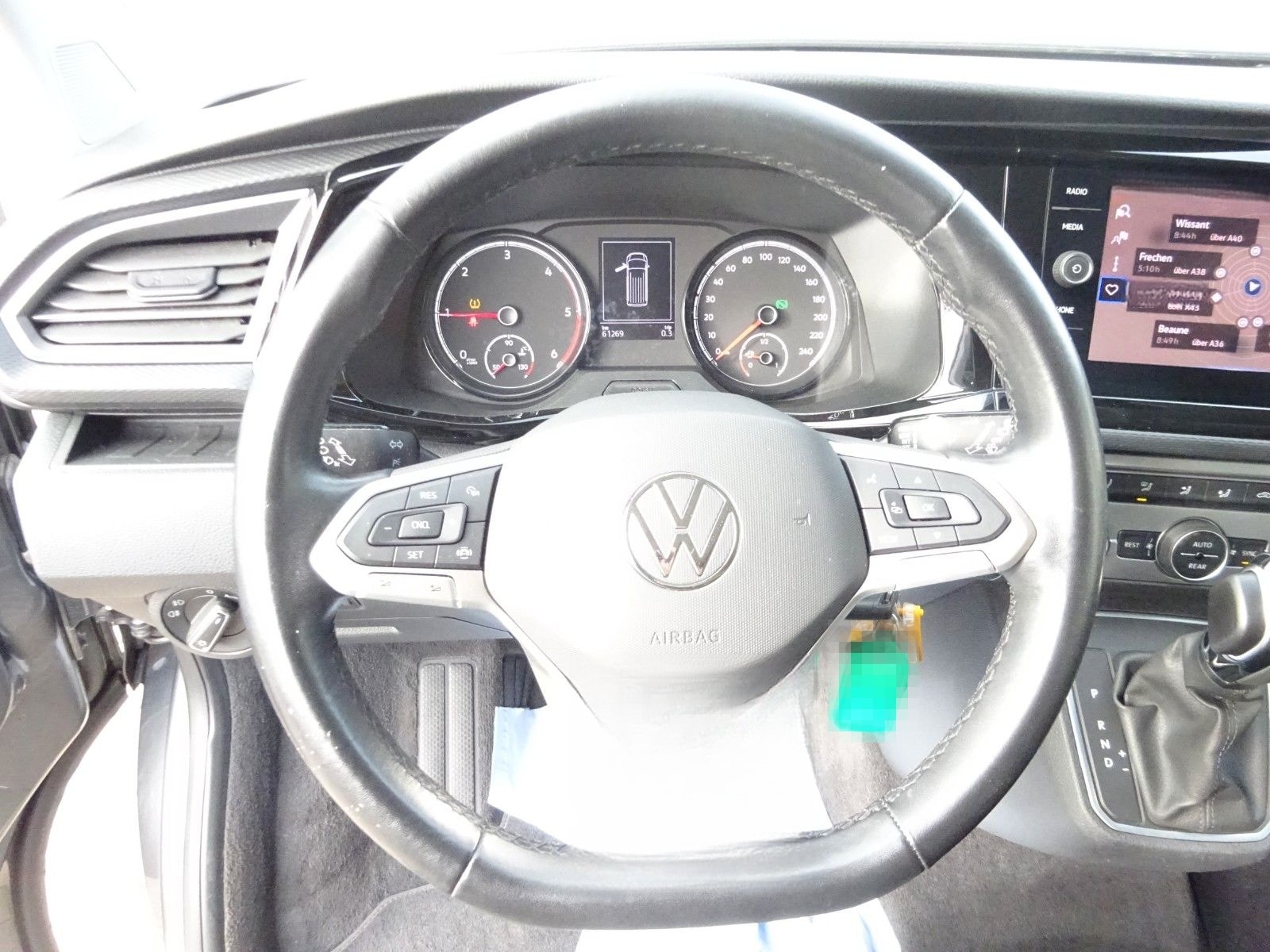 Volkswagen T6.1 Multivan 150PS DSG KR Navi Tempomat 7-Sitze foto 23