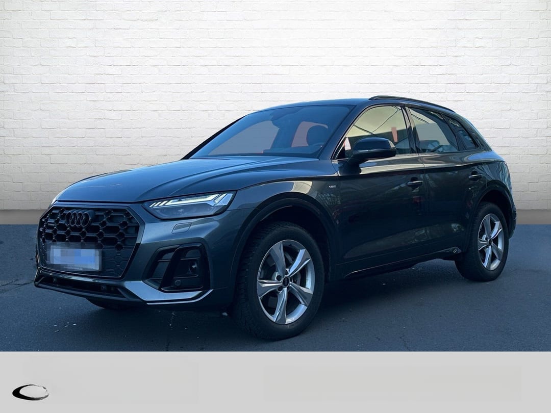 Audi Q5 S line business 40 TDI 2024