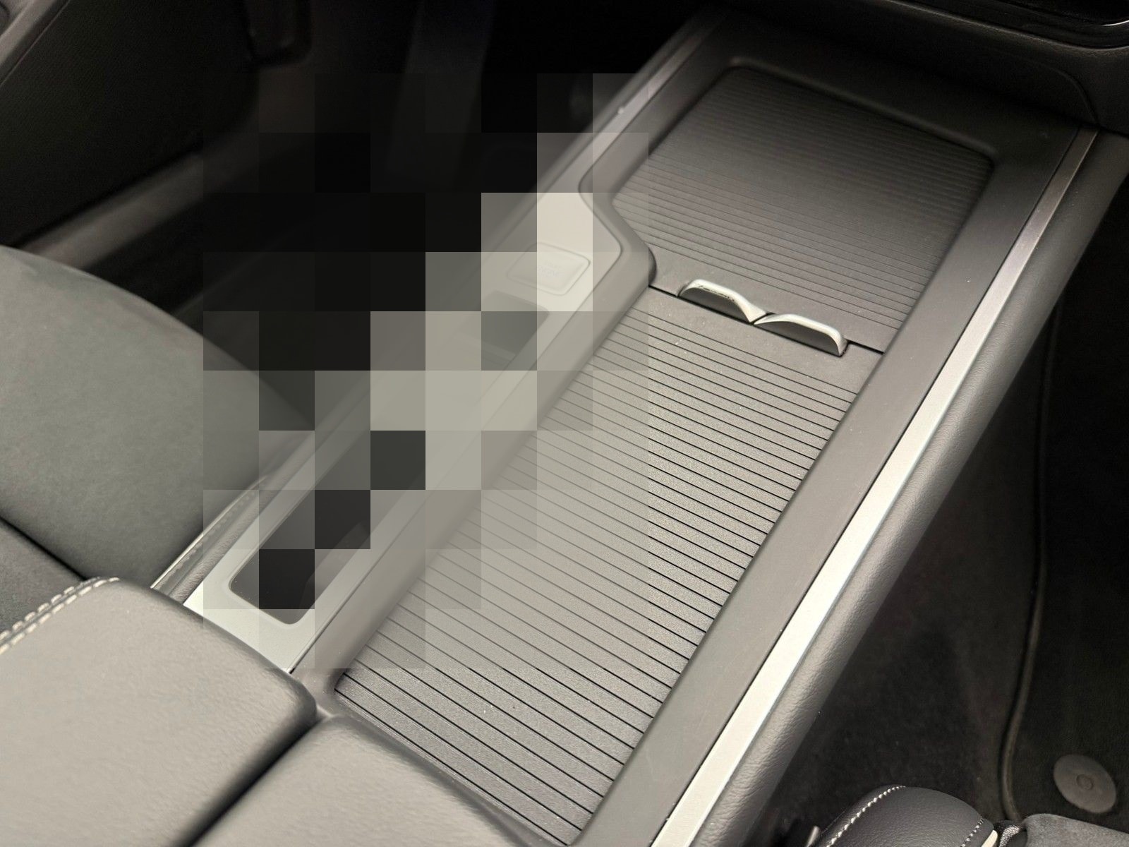 Volkswagen Passat Variant PA 1.5 eHybrid Business HeadAHK foto 5