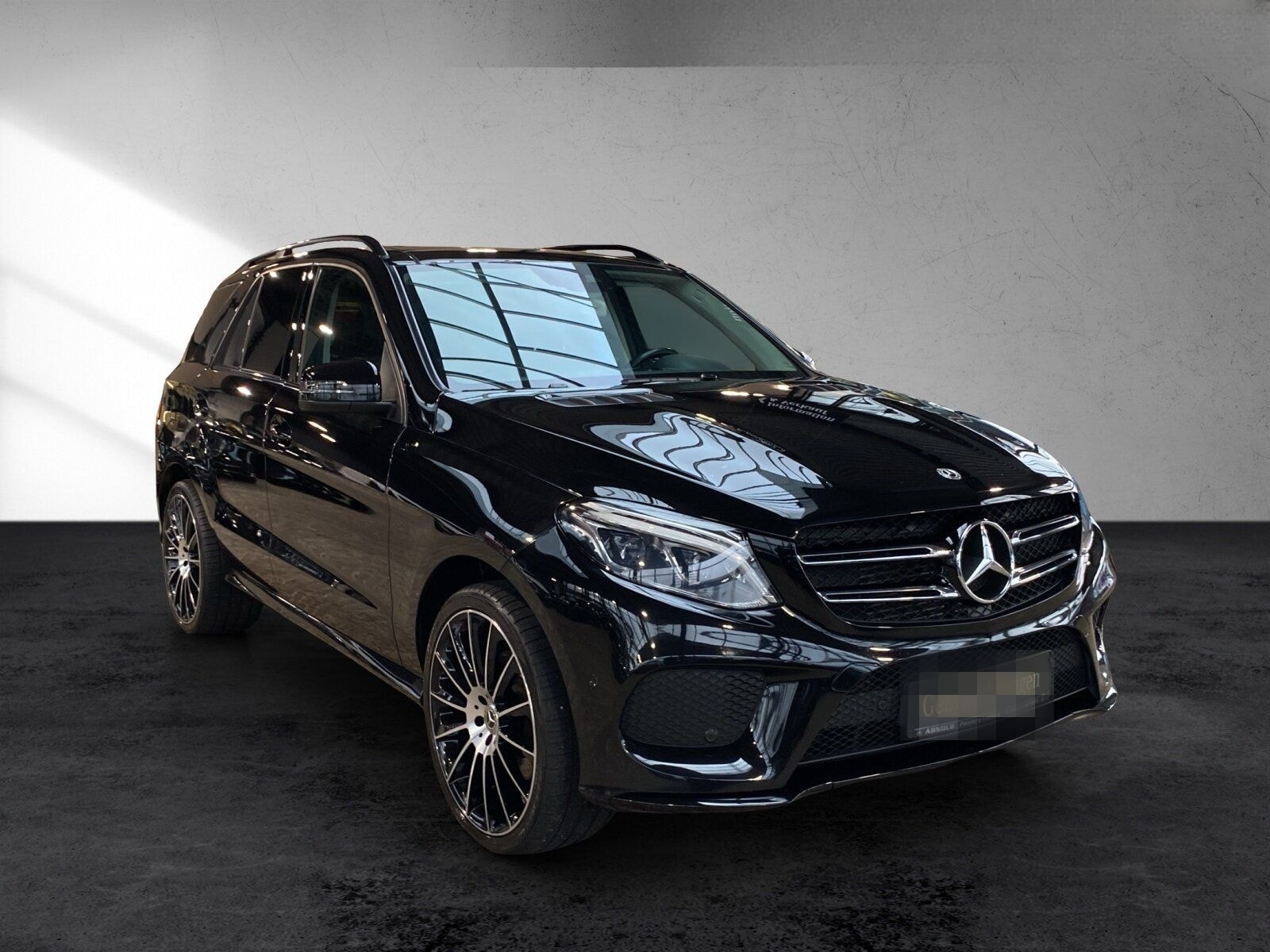 Mercedes-Benz GLE 350 d 4M AMG Line AIRM AHK Pano Kamera Totw. foto 7