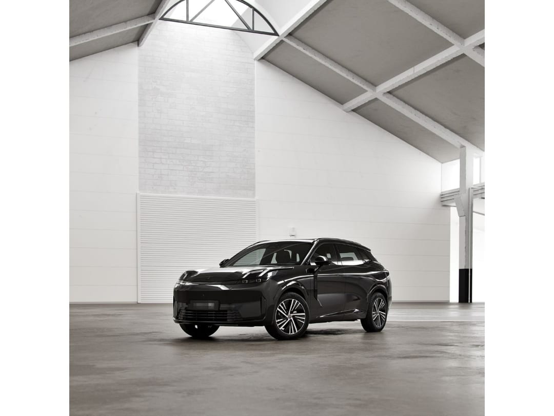 Lynk&Co 08 CORE