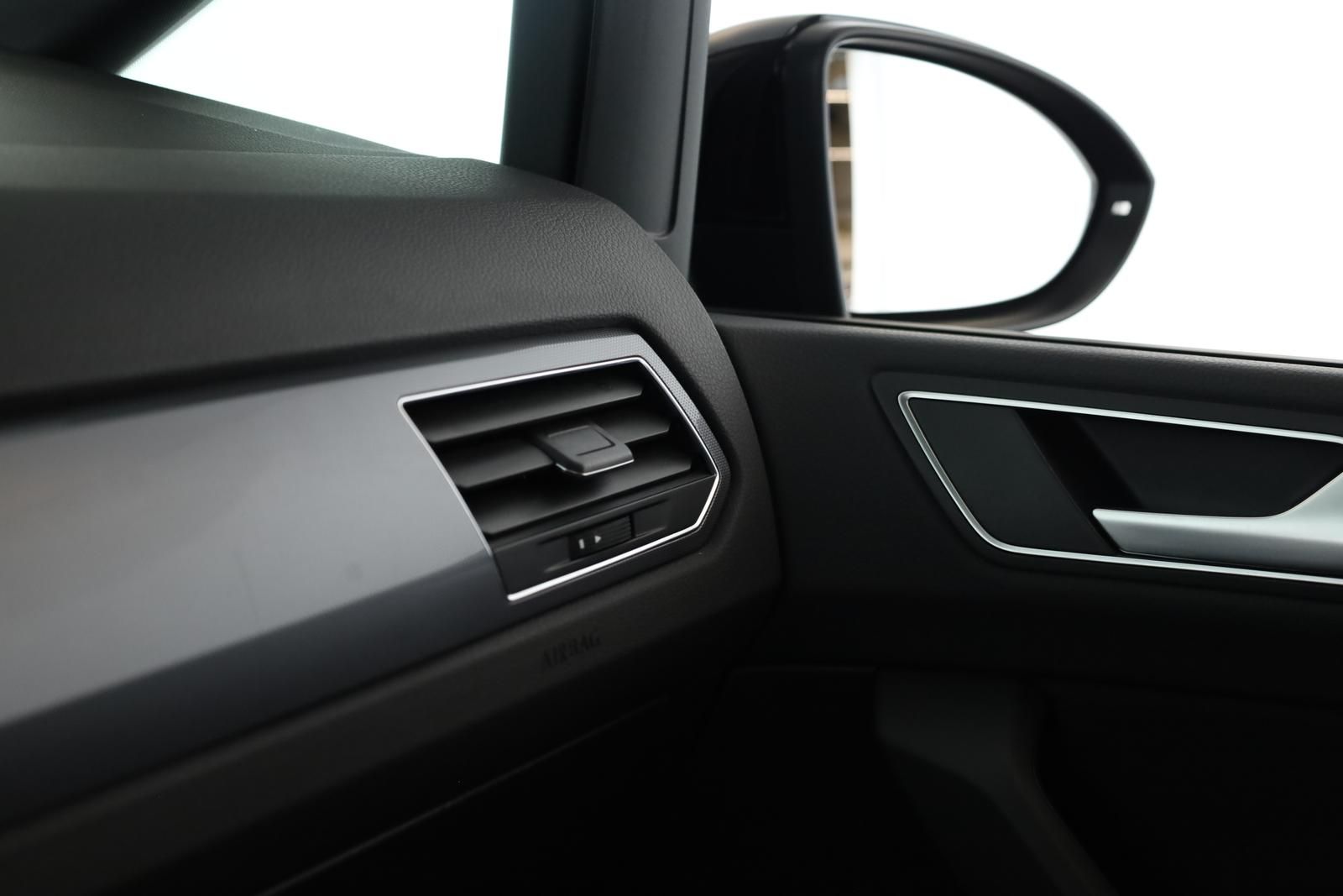 Volkswagen Touran 2.0 TDI DSG Highline R-Line 7 Pano 18 AHK foto 22