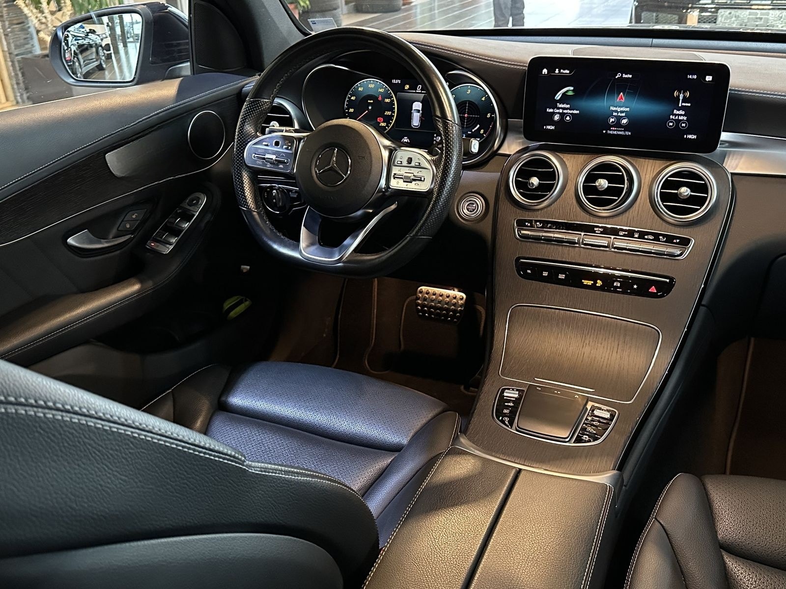 Mercedes-Benz GLC 400 d AMG-Line 4Matic Leder Navi Standheiz. foto 11