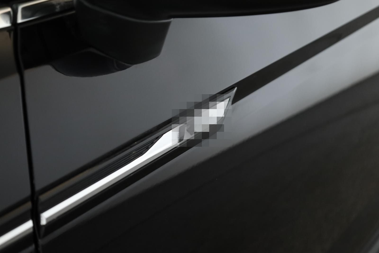 Volkswagen Touran 2.0 TDI DSG Highline R-Line 7 Pan Nav AHK foto 24