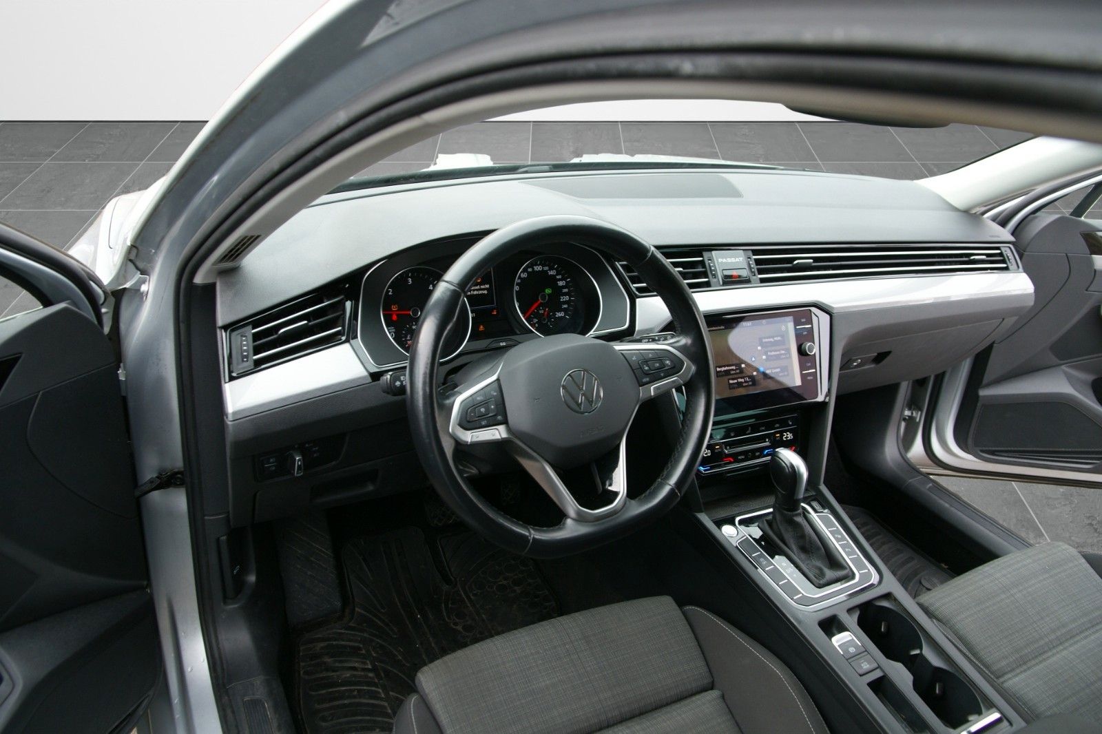 Volkswagen Passat Variant Business/Paket Premium/ACC/LED/17 foto 6