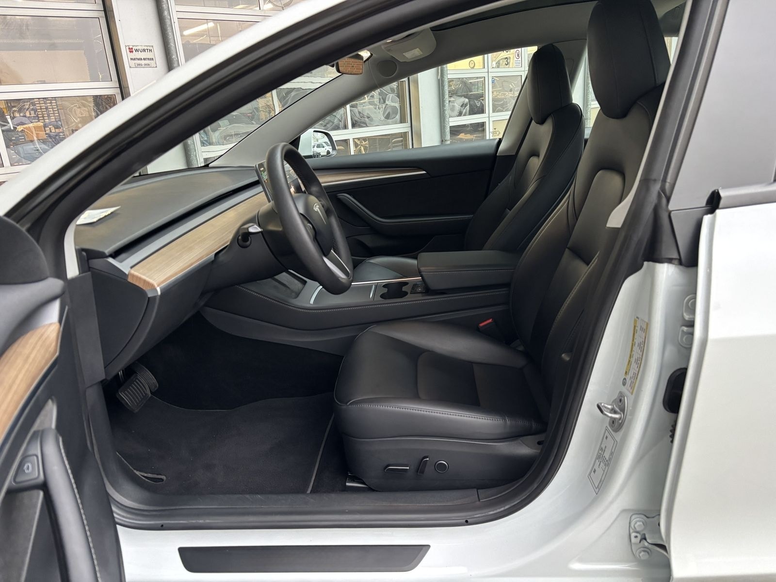 Tesla Model 3 Standard RWD PANO NAVI LED LEDER CAM ACC foto 7