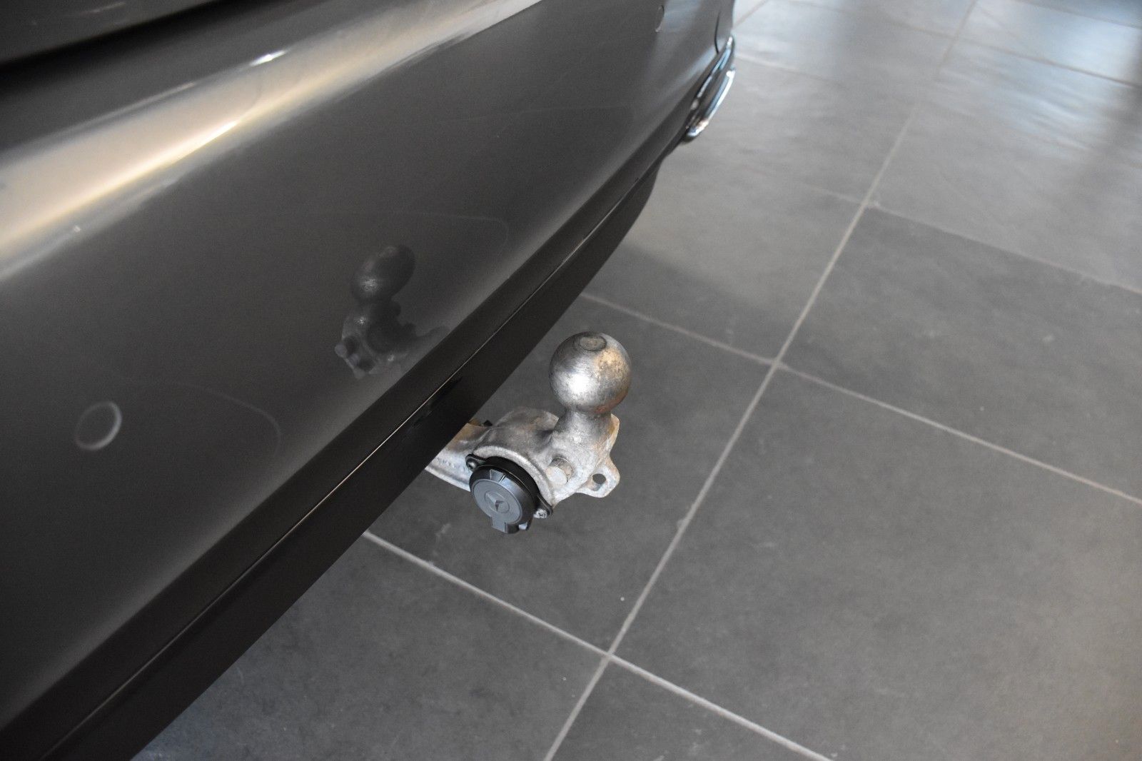 Mercedes-Benz E 220 D 9G EXCLUSIVE"LEDER"360°-KAMERA"ESD"AHK" foto 10