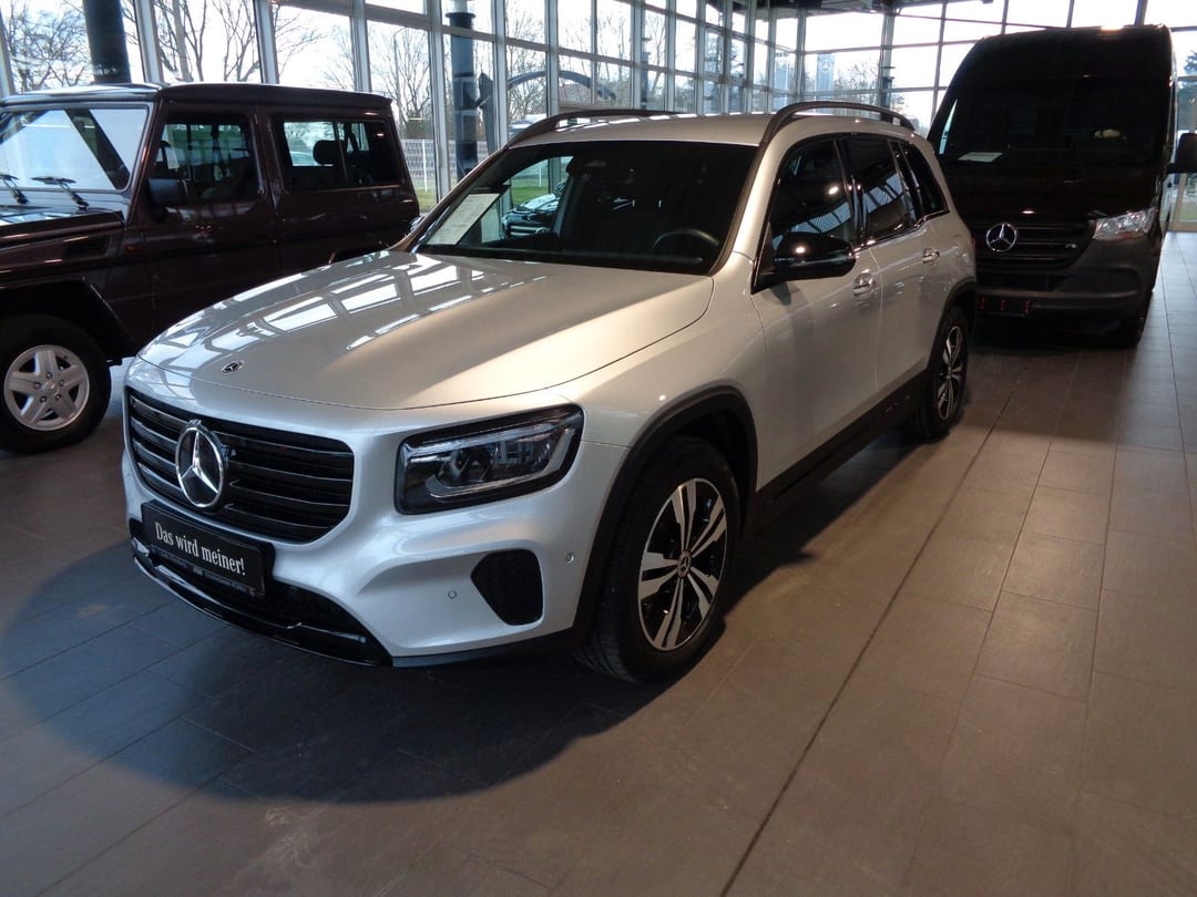 Mercedes-Benz GLB 200 d 2024