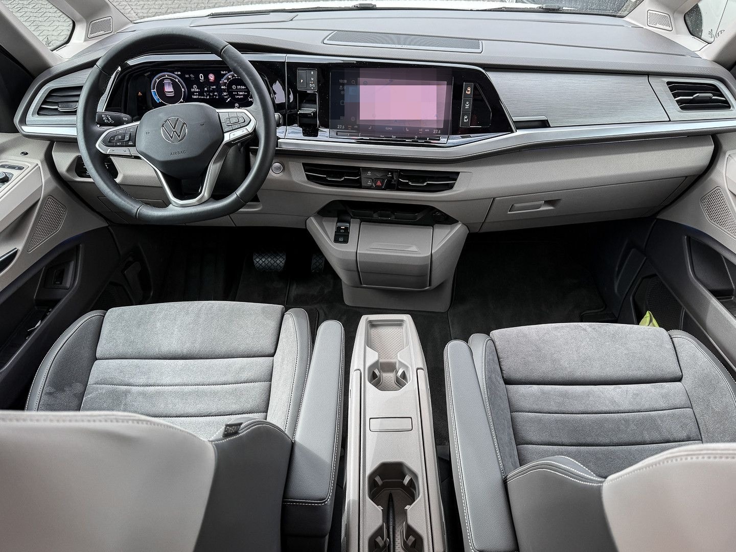 Volkswagen T7 Multivan 2.0 TDI Edition lang AHK/Matrix/Pano foto 9