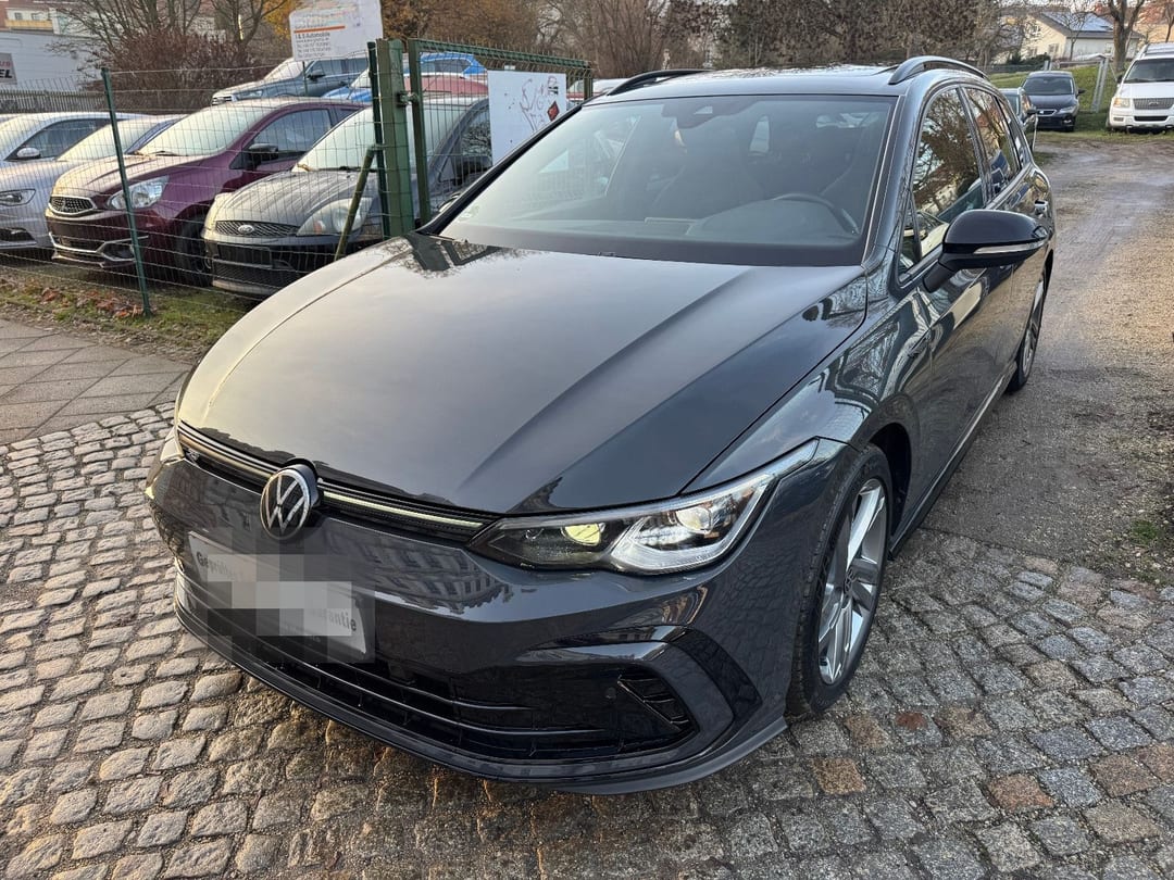 Volkswagen Golf VIII Variant R-Line 1-Hand 2021