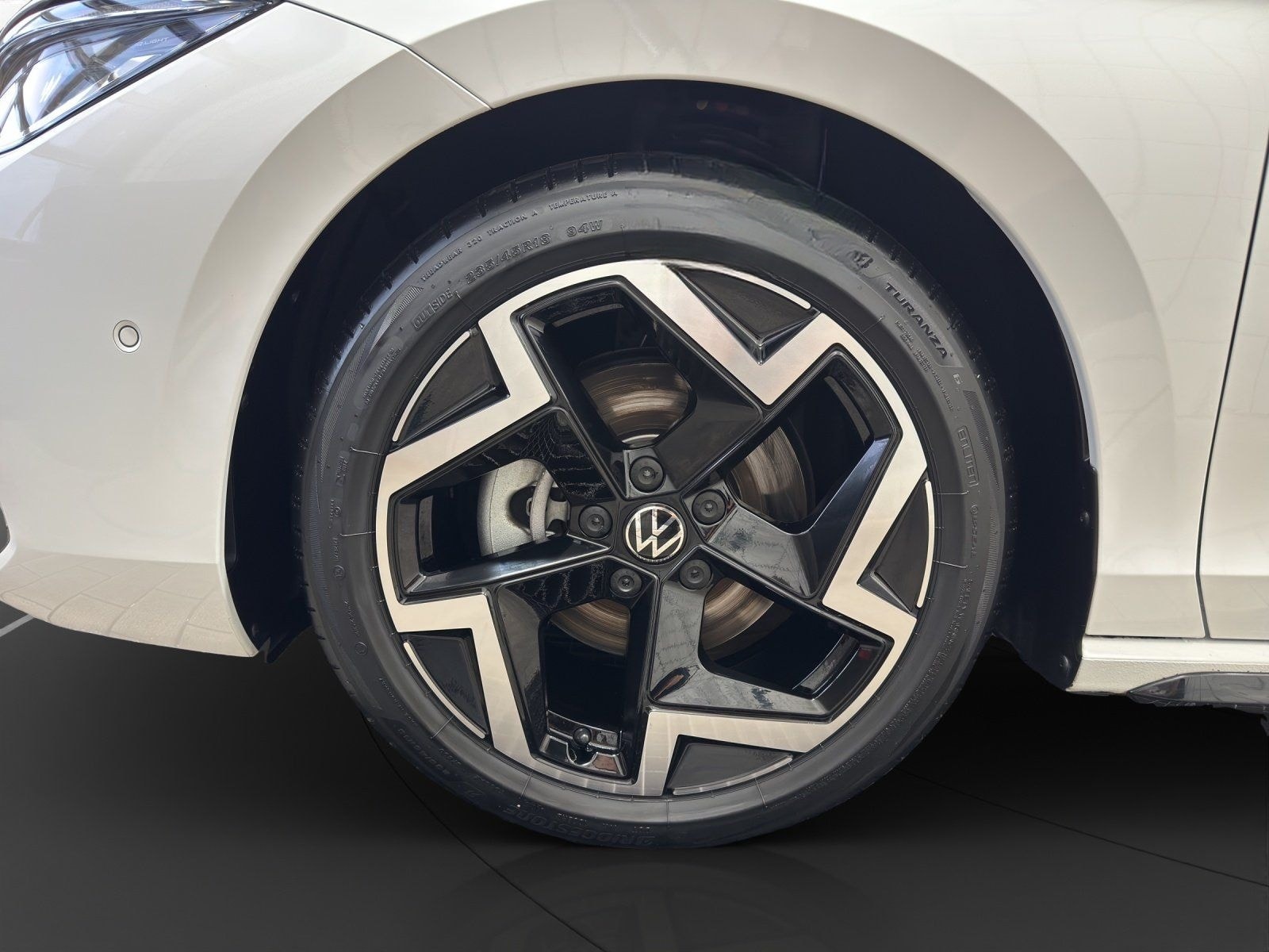 Volkswagen Passat Variant 2.0 TDI DSG R-Line | NAVI | AHK | foto 16