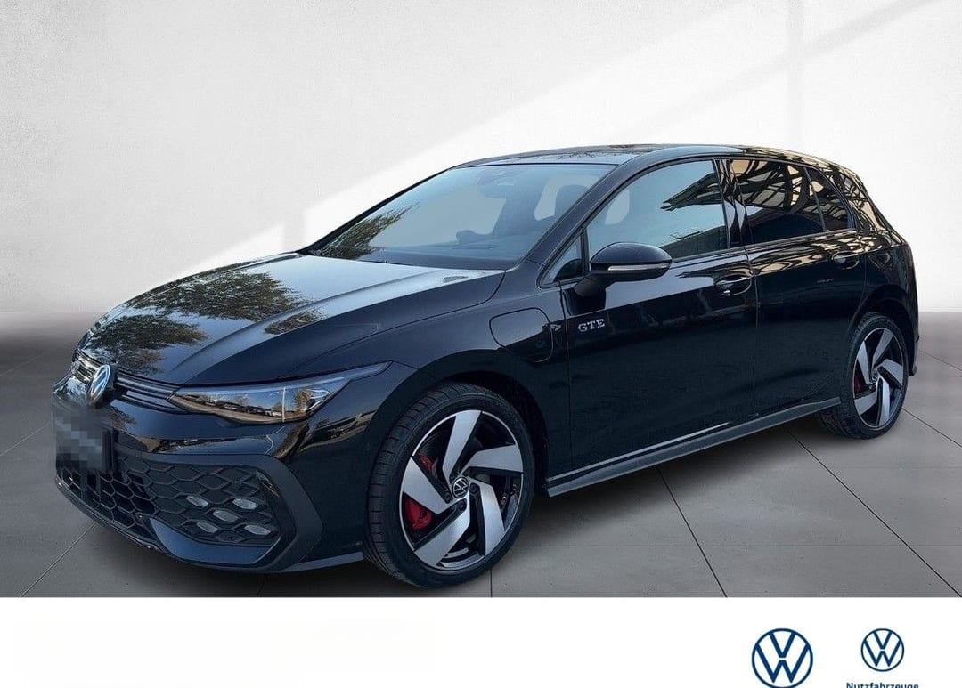 Volkswagen Golf VIII GTE 1,5 eHybrid DSG 2025