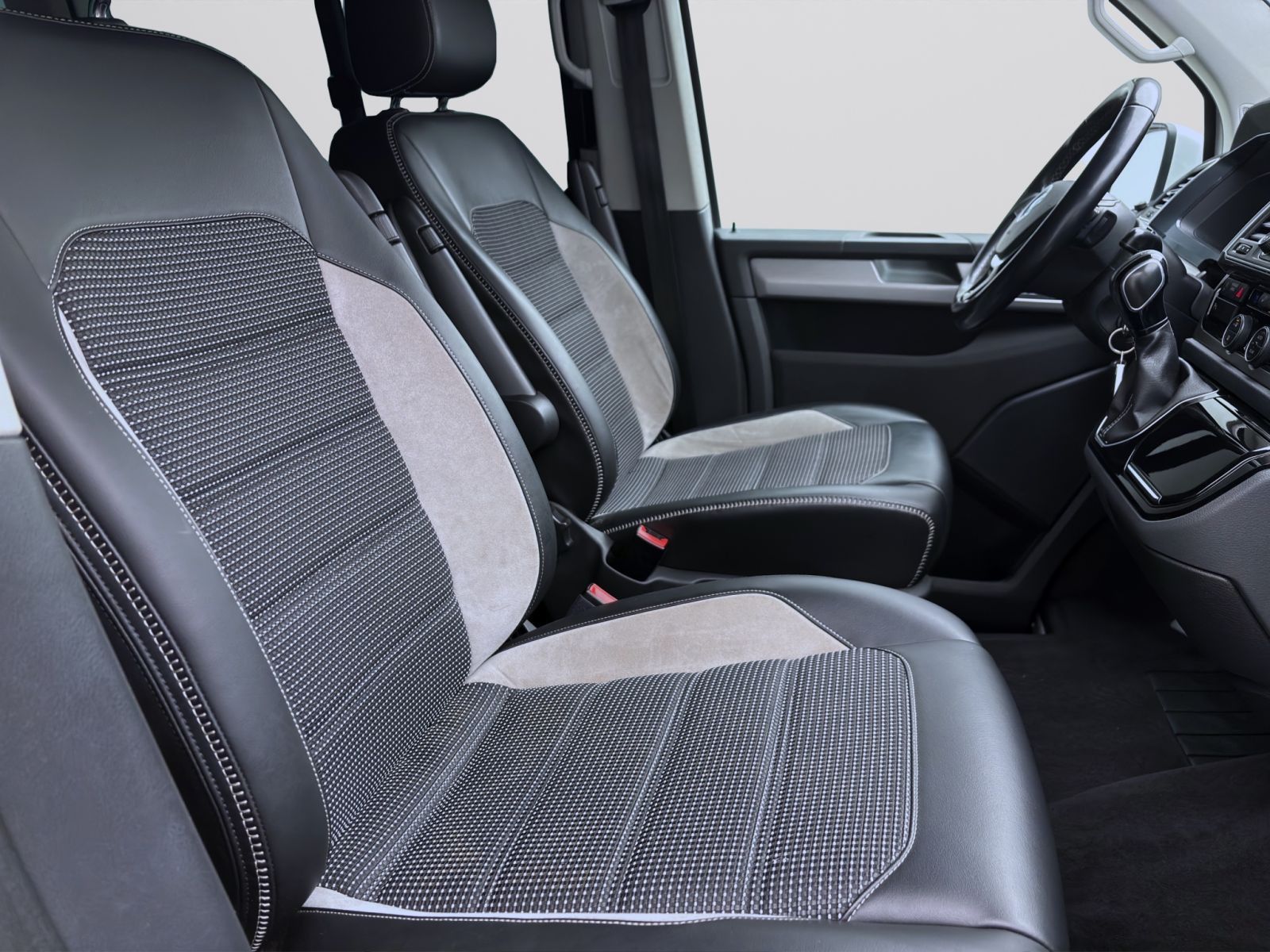 Volkswagen T6 Multivan 2.0 TDI DSG PANAMERICANA STANDHZG NA foto 15