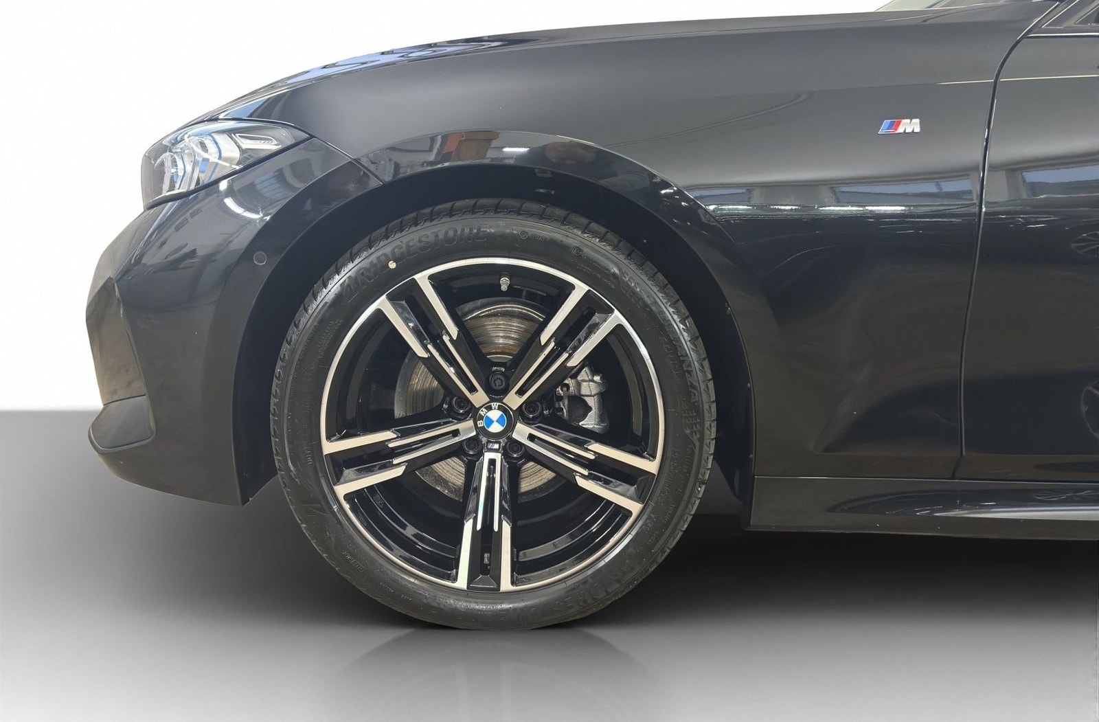 BMW 318d Touring M Sport Navi AdapLED AHK ParkAssist foto 15