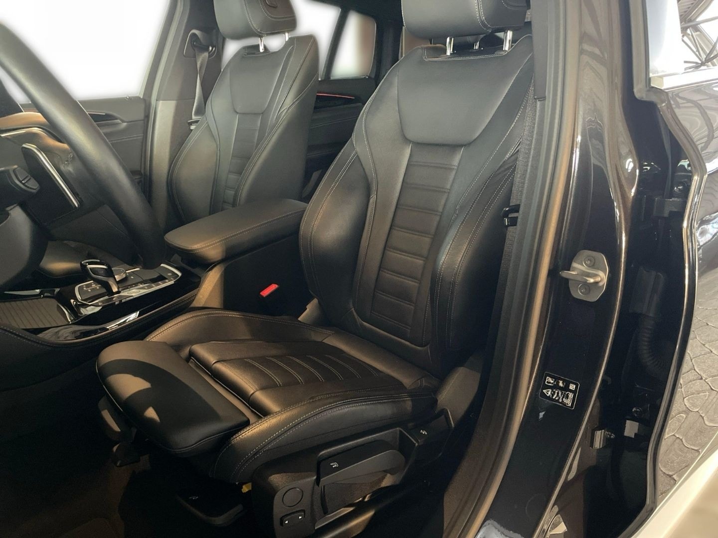 BMW X4 xDrive20d Lhz H&K LED Navi Shz Park-Assis. foto 6