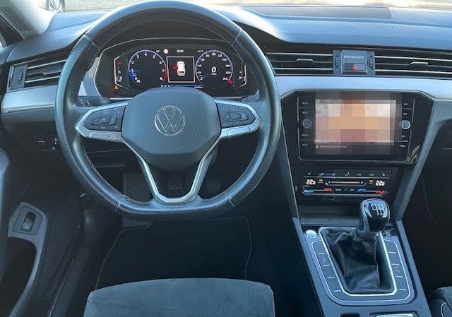 Volkswagen Passat Var 1.5 TSI Elegance LEDER NAV MATRIX AHK foto 12