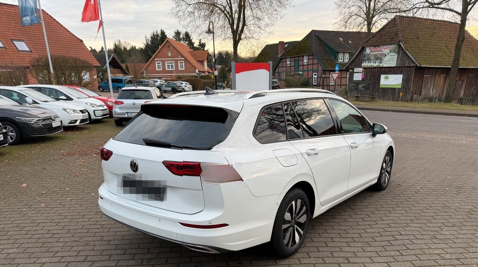 Volkswagen Golf VIII Variant Move ACC*LED*NAVI*IQ* foto 4