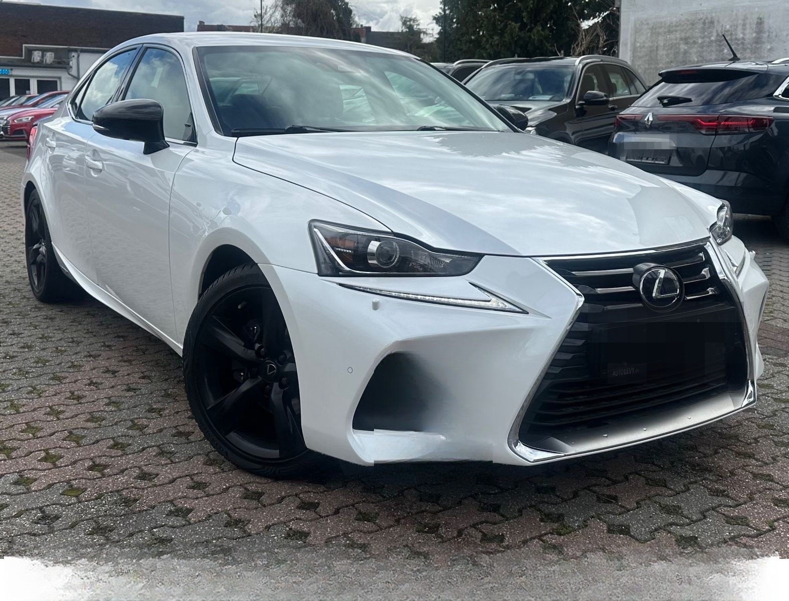 Lexus IS 300*LUXURY LINE*SHZ-LED-NAVI-KAM-ACC*KEYLESS* foto 1