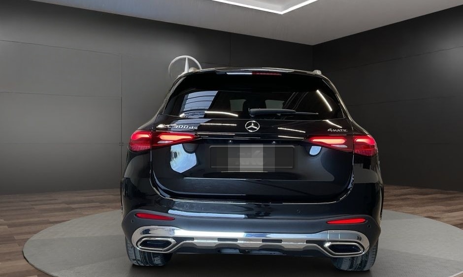 Mercedes-Benz GLC 300 de 4M EDITION AMG PANO DISTRONIC 360°AHK foto 5